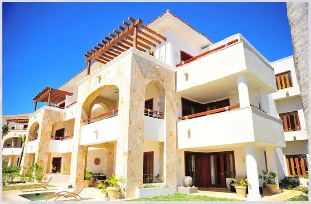 Xeliter Golden Bear Lodge Punta Cana apartment luxe